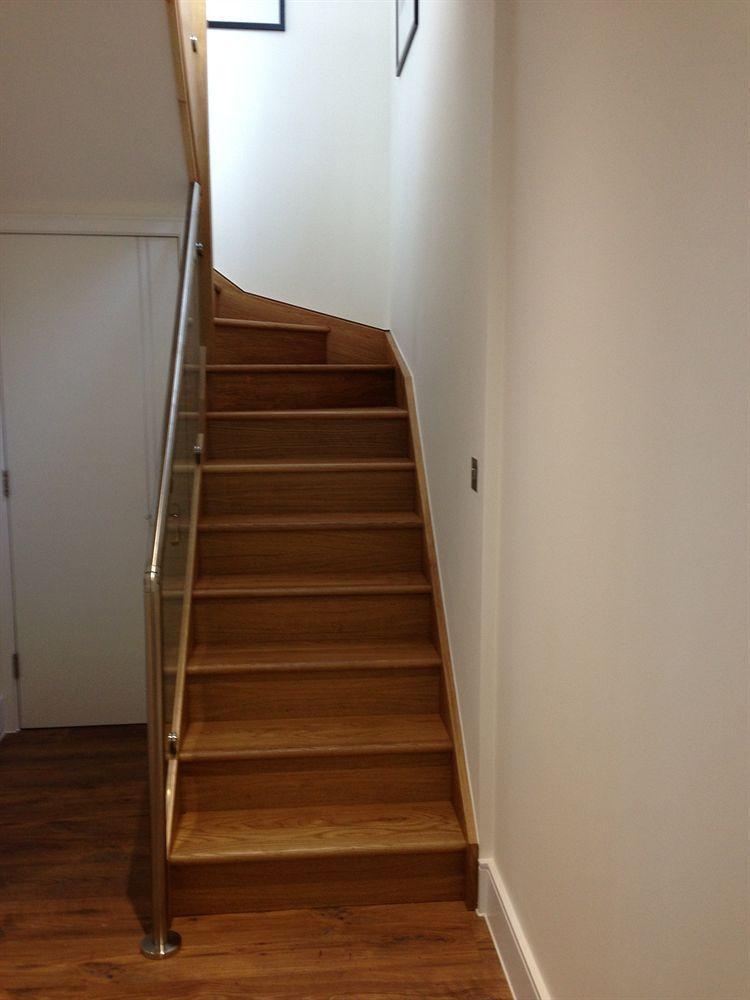 Max Serviced Apartments Commercial Road Londra Esterno foto